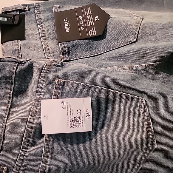 NWT! Men's Forever 21 Jeans - Picture 5 of 5